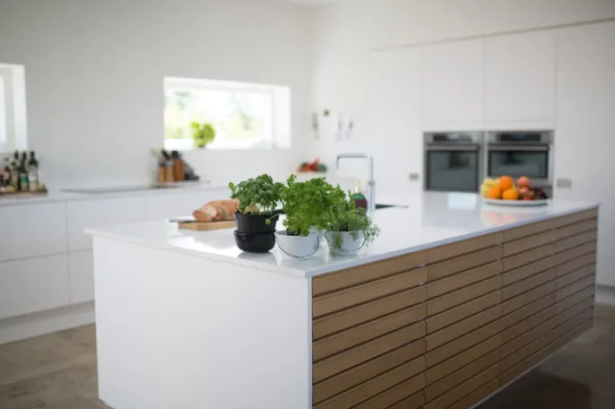 Declutter Your Kitchen Before the Move