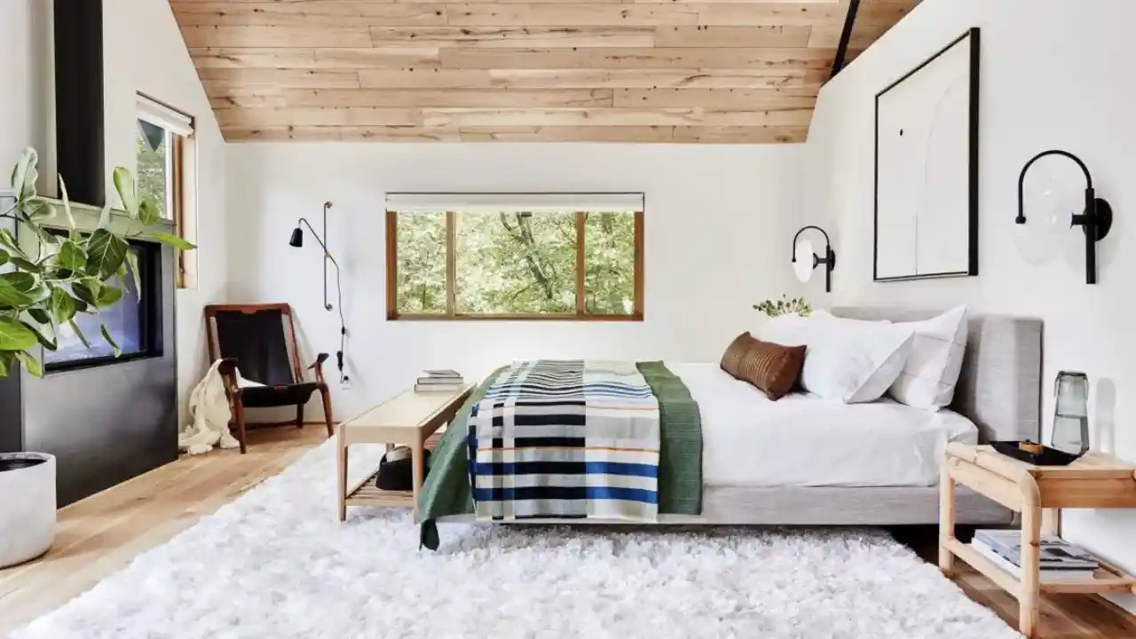 Transform your bedroom with feng shui! Learn best bed placement, calming colors, and décor tips to create balance, harmony, and better sleep.