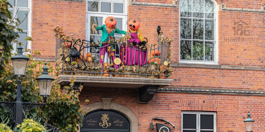 Top Halloween Balcony Decor Ideas: Trendy Themes & Must-Have Decorations